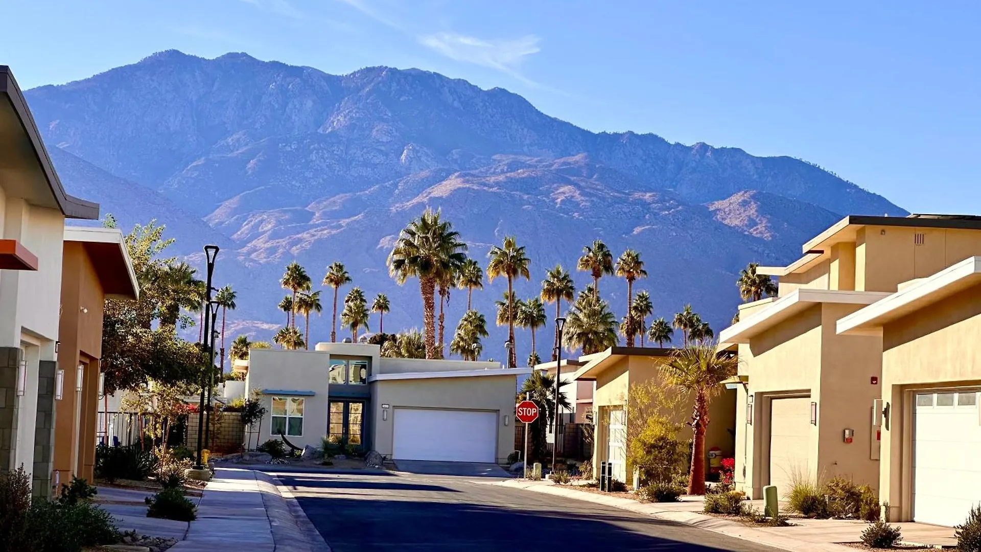 Palm Springs Paradise, Luxe Living Near Coachella, Pool & Views Holiday home Palm Springs